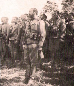 ENIGMA Ratko Sotirović na Ravnoj Gori (stoji u drugom redu, drugi s desna) 