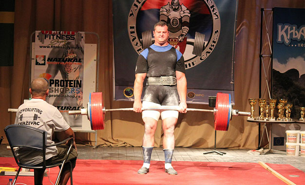 Aleksandar-Stankovic-powerlifting
